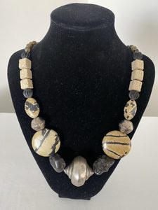 Products: Black Agate - Naga By Nevara