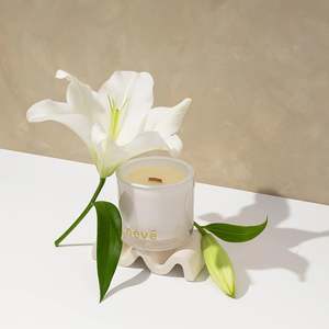 Christmas Lily Candle
