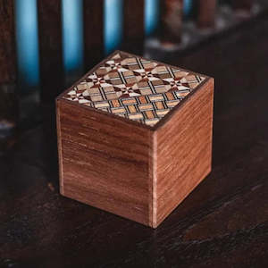 Japanese Handmade Puzzle Box - 2 Sun 4 Steps - Yosegi/Walnut