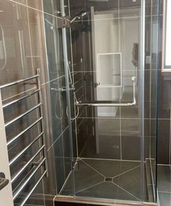 1000mm x 1000mm Set: Shower box 1000mm by 1000mm Chrome