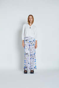 Ss23: Village Cardi | White