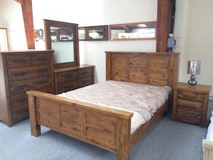4pcs Bedroom Suites: Woodlock 4PCS  Bedroom Suite Solid Pine Wood Rough Sawn and Rustic Queen/ King/ Super King from