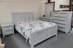 6pcs Bedroom Suites: Gloria 6PCS Bedroom Suite Solid Wood White Wash in Queen/ King from