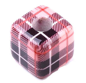 Acrylic And Resin: Resin - Cube - 19.5mm - 2 pieces