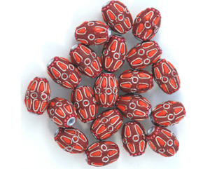 Kashmiri: Kashmiri - Oval - 20mm x 24mm - 10 pieces - Red with Red Accents