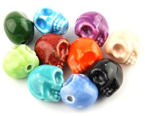 Porcelain And Ceramic: Porcelain - Skulls - 13mm