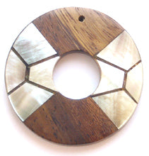 Shell: Shell and Wood -Pendant - 1 piece