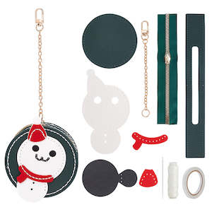 Crafting Catalogue: DIY Purse Making Kit - Christmas Theme