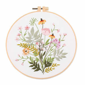 Kit - Embroidery - Flower and Leaf Pattern
