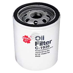 Oil Filters: Sakura C-1936 Oil Filter Fits Z632 WZ632NM WZ632 WCO84 W712/73