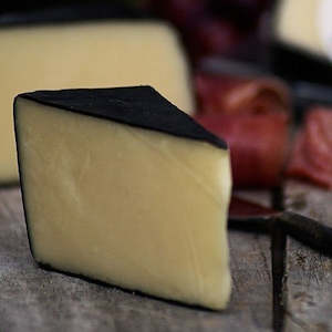 Semi Hard: Southern Cross – Four Milk Blend