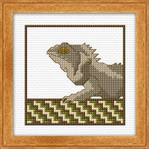 Needlework: CraftCo Cross-stitch kit - Tuatara
