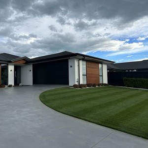 Products: NZLA RSR Ryegrass Traffic-Tolerant Lawn Seed NZ