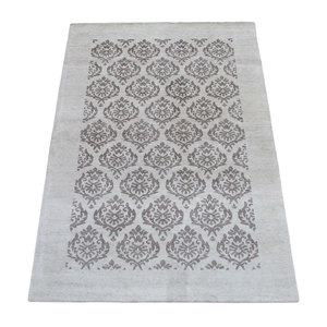 Products: Gisborne – 100% New Zealand Suri Alpaca Fibre Handmade Indian Carpet Pacific Alpacas