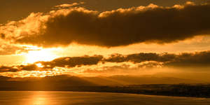 Gisborne: Gisborne - Golden Sunset