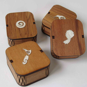 Products: NZ Wooden Box in Rimu