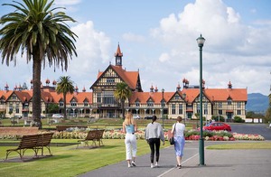 로토루아 와이토모 타우포 1박 2일 오클랜드 출발 / 종료 – Gn13