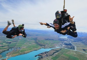 마운트 쿡 스카이 다이빙 10000피트 13000피트 16,500피트 중 택 1