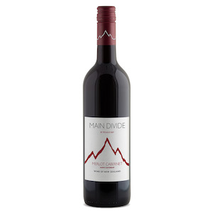 MAIN DIVIDE Merlot Cabernet 2022