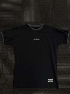 Primal Wear: Regular fit tee