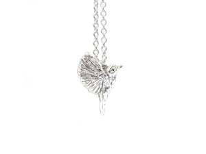 Lilygriffin: Tauhou | Silvereye Bird Necklace