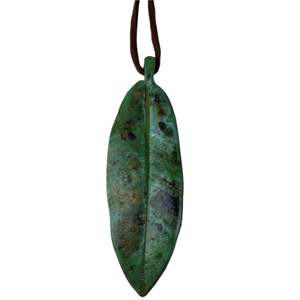 Tanya Bogdanova: Pohutakawa Leaf Pendant