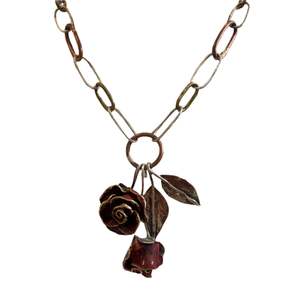Tanya Bogdanova: Triple Rose Necklace
