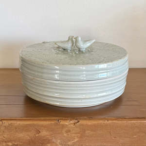 Intaglio Bird Lid Jewellery Box