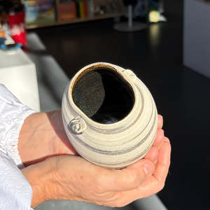 Handcrafts: Gemstone Vase | Green Moss