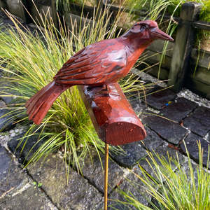 Outdoor Living: Totara Kingfisher On Rod