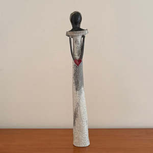 Sculptors: Lady In Black Clay | White Collar | Red Heart