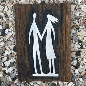 Aluminium Or Steel Sculptures: Couple on Beach | Aluminium On Wood Wall Hanging