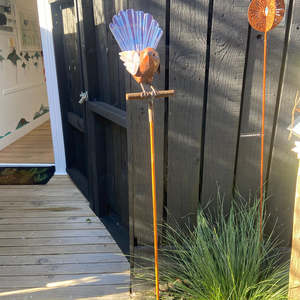 Aluminium Or Steel Sculptures: Fantail On Rod | Garden Sculpture