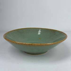 Treena Wilton Potter Auckland: Soft Green Bowls
