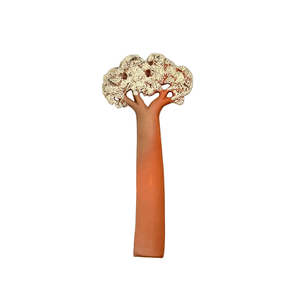 Outdoor Living: Terracotta Kauri Tree