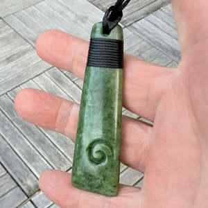 Carved Koru Pounamu Toki | Medium