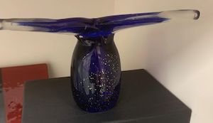 Glass Whale Tail - Toi Toi Maori Art & Gift