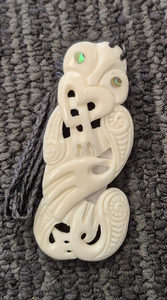 Bone Tiki Pendant/BP020 - Toi Toi Maori Art & Gift