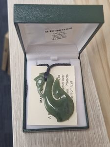 GC052 Pounamu Manaia Pendant - Toi Toi Maori Art & Gift