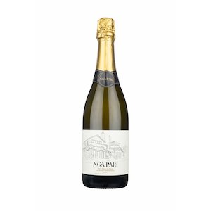 Delle Blanc de Blanc Methode Traditionnelle 2022 - Ngā Pari