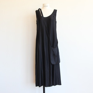P.R.PATTERSON Pintuck Dress with Pocket Bag ngspace