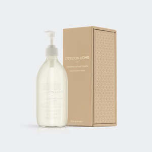 Bathroom: Sandalwood & Vanilla Hand Wash