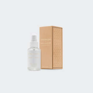 Candles Fragrances: Room Fragrance - Sandalwood & Vanilla