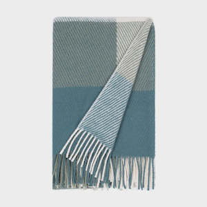Throws: Bernice 100% Wool Throw | Easy Breezy