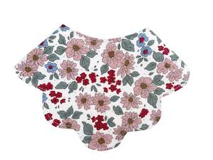 Scallop Buds Dribble Bib