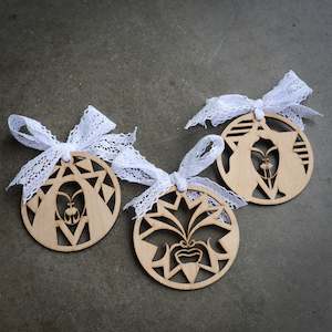 Accessories: Xmas Decorations, Wood - Tamanuiterā (Sun)