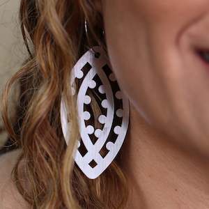 Earrings Silver, Hinetakurua - Tara