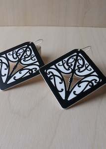 Jewellery: Earrings STATEMENT, Black - Mangopare II