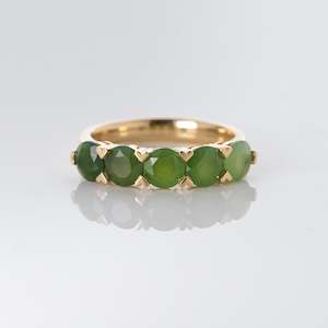 Pounamu: Ombre Pounamu Heart Claw ring in Gold or Platinum