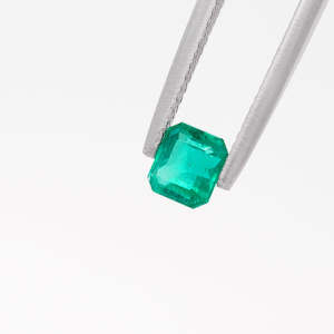 Emerald: Emerald 0.67 carat
